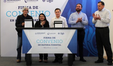 Conafor y el gobierno de Durango firman convenio de colaboración