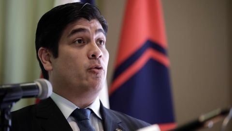 Carlos Alvarado
