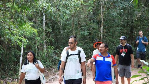 Líderes de comunidades indígenas