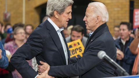 John Kerry y Joe Biden