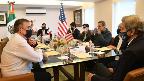  John Kerry y Marcelo Ebrard 