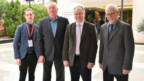 Científicos del MIT