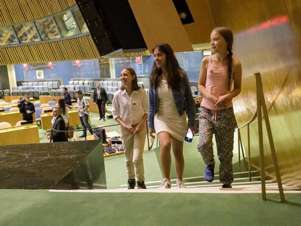 Greta Thunberg y Alexandria Villaseñor