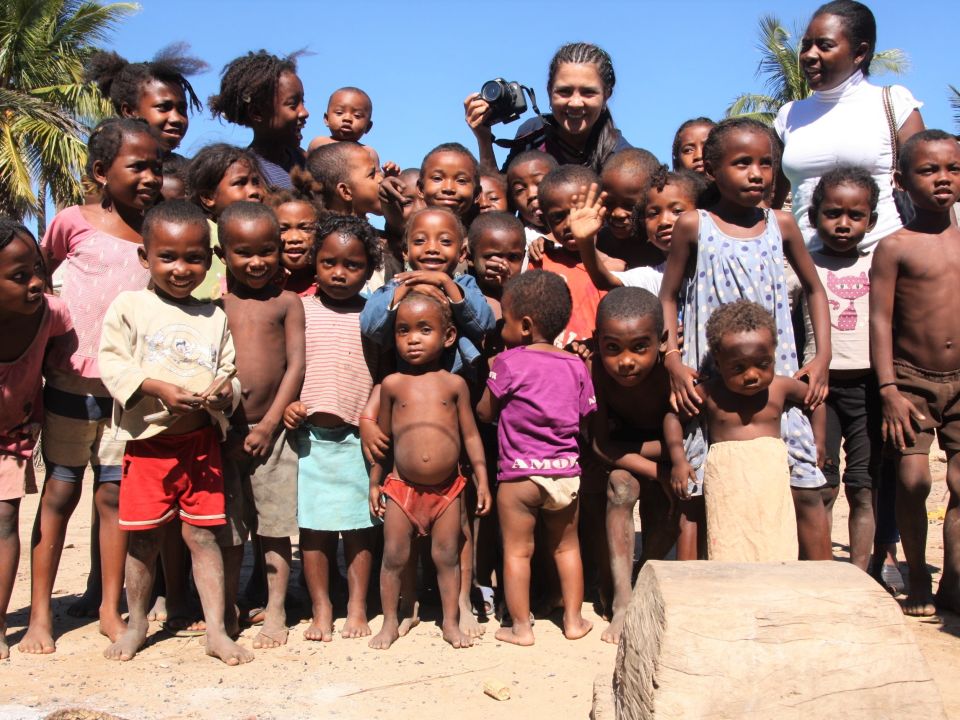 Un grupo de niños en Madagascar