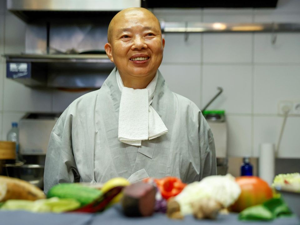 Jeong Kwan
