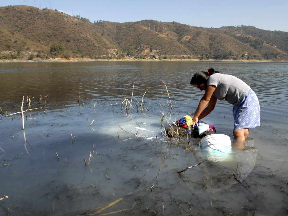 Mujer en el agua