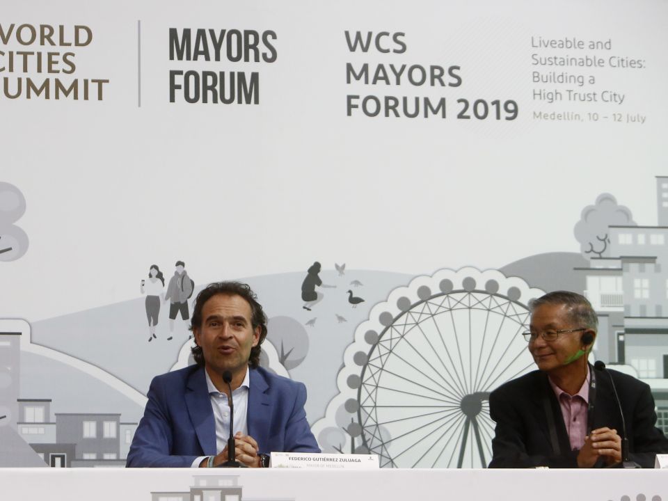 Cumbre Mundial de Ciudades y el Foro de Alcaldes. 