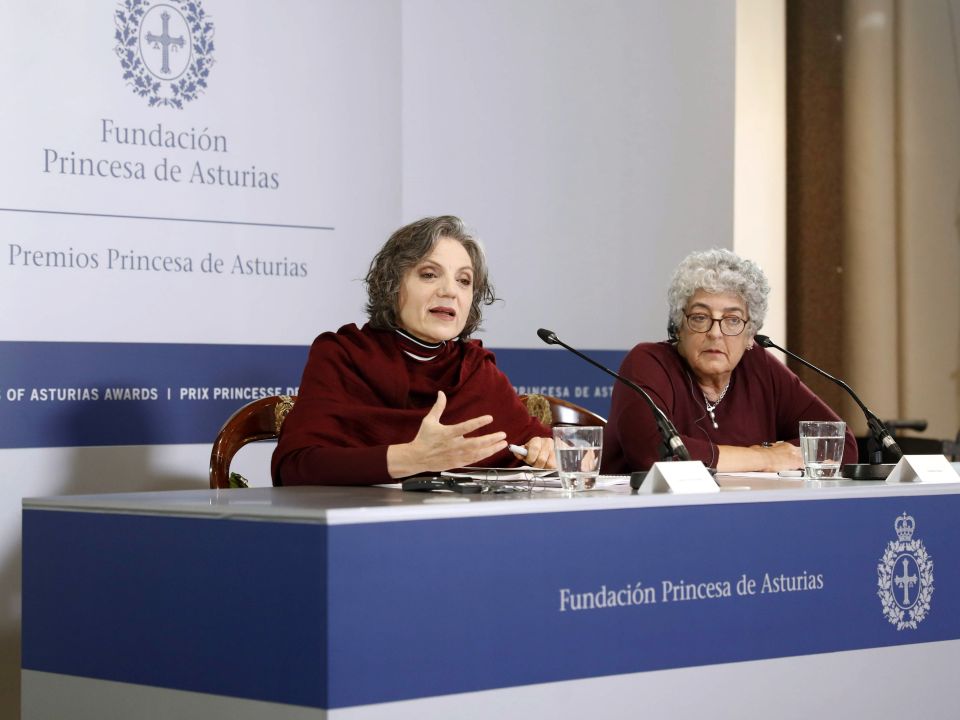  Joanne Chory y Sandra Myrna Díaz 