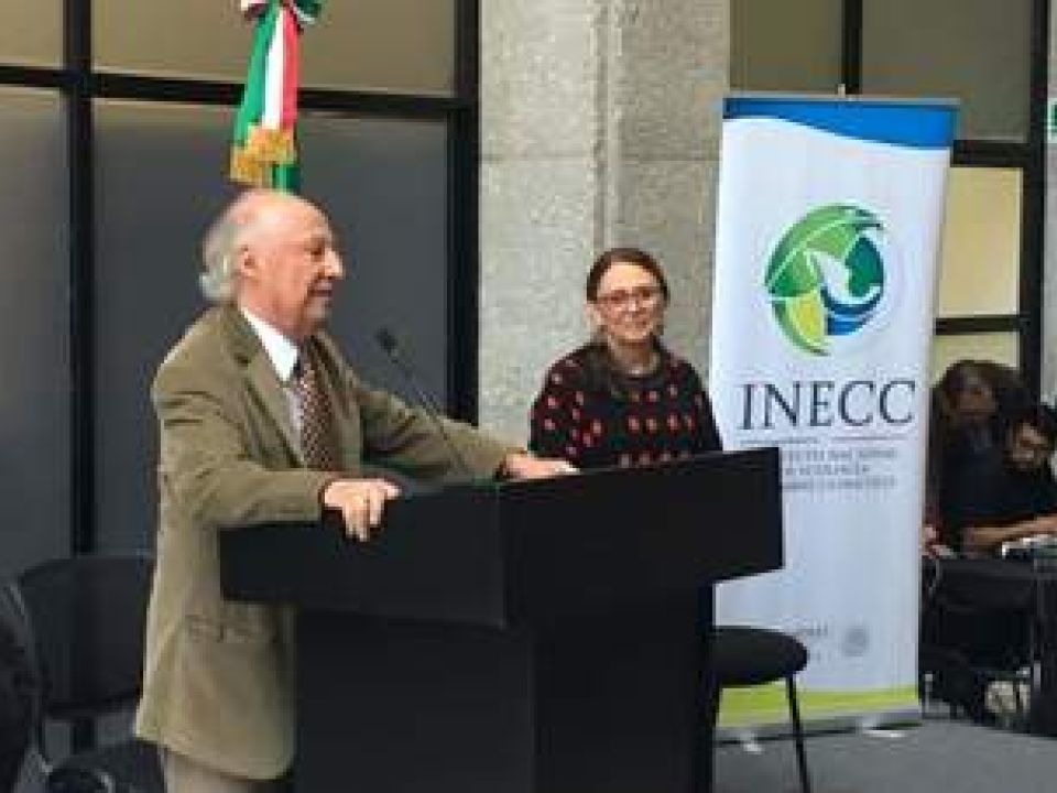 Amparo Martínez y Víctor M. Toledo