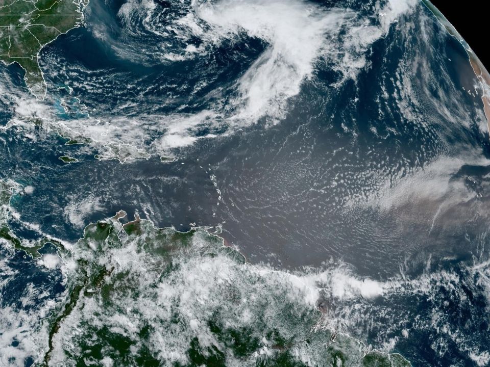huracanes en el Atlántico