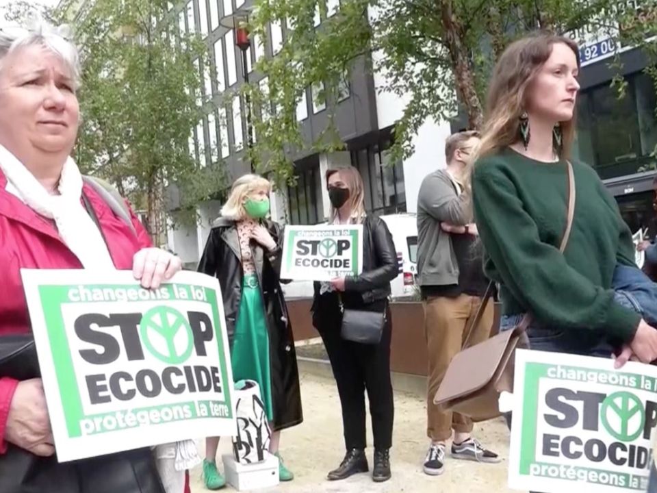 Stop ecocidio