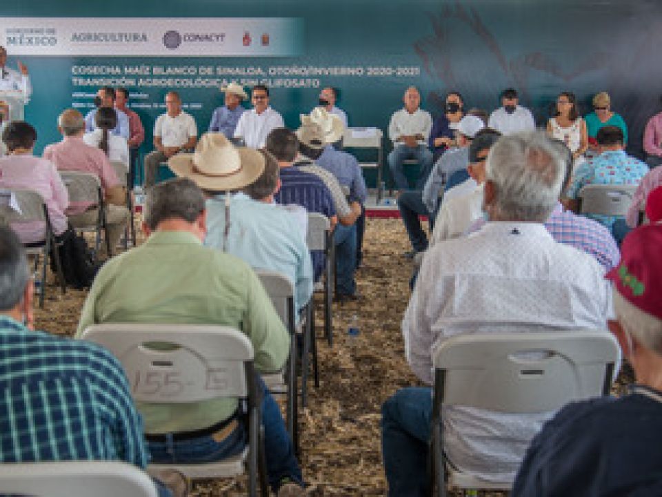 Agricultores