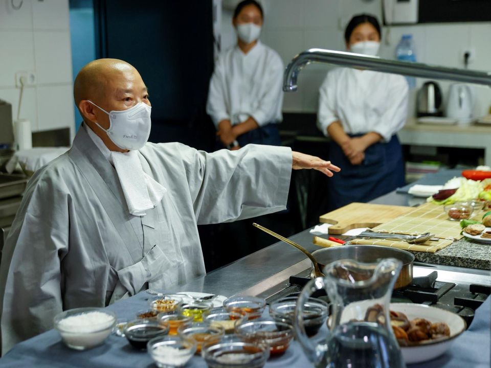 Jeong Kwan