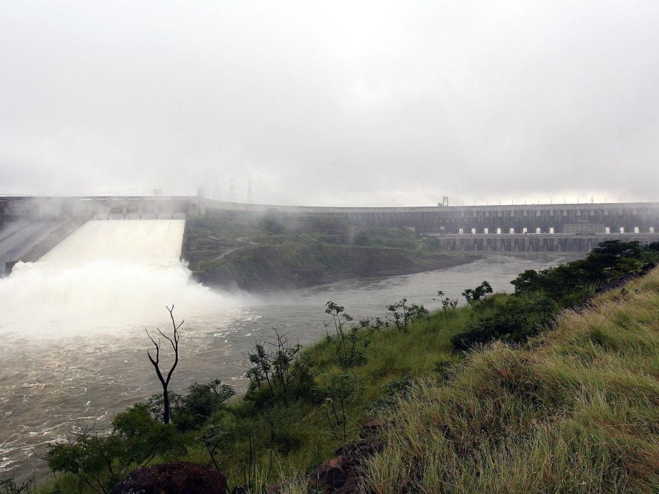 Central hidroeléctrica de Itaipú