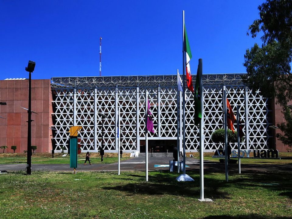 UAM