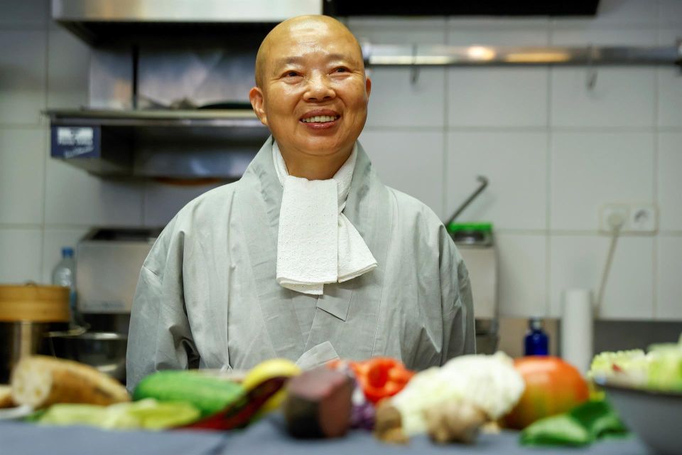 Jeong Kwan