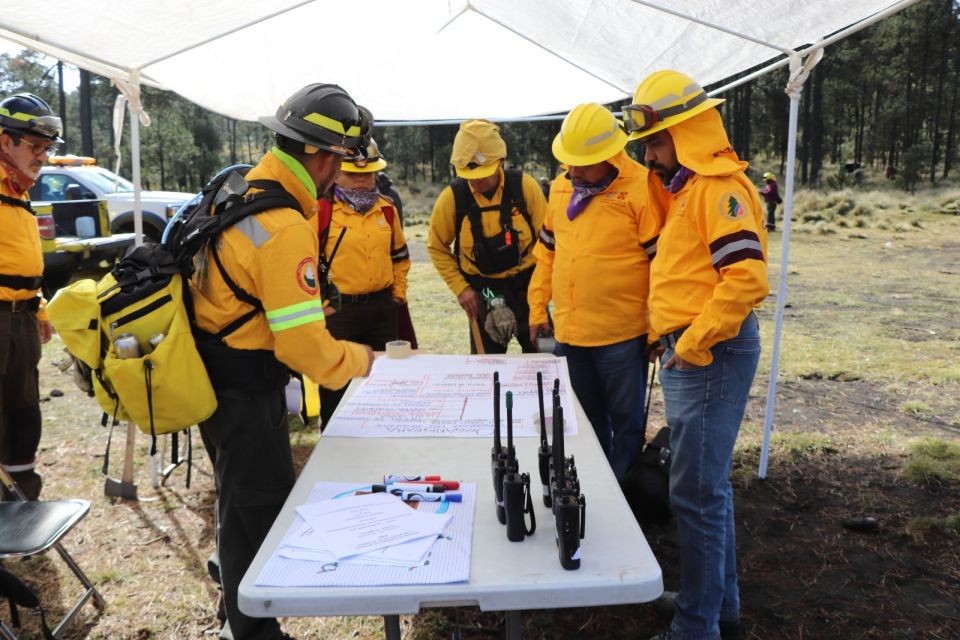 Combatiente de incendios forestales